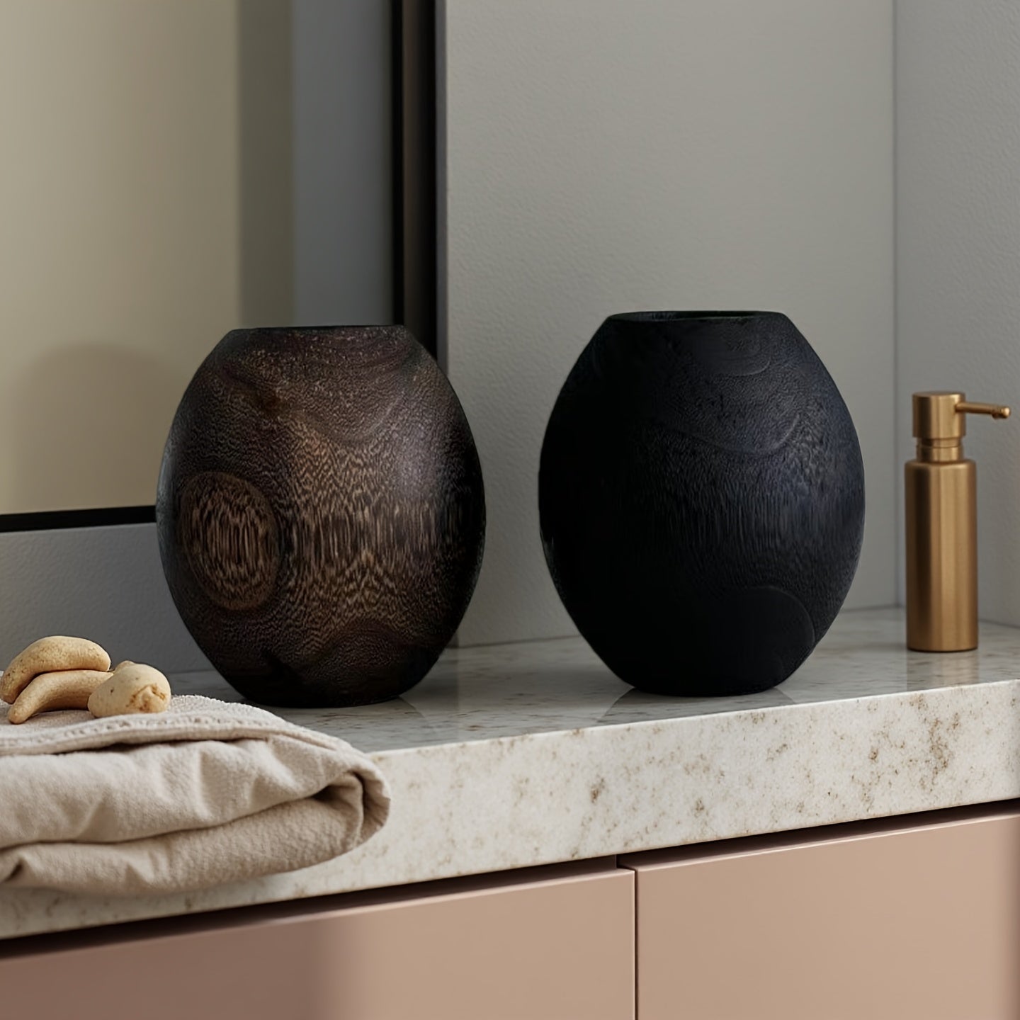 1pc.This wooden, oval-shaped vintage  vase serves as a decorative piece for home or office, enhancing the ambiance of any space while providing an artistic touch for floral arranSynthetic Gemstoneents.