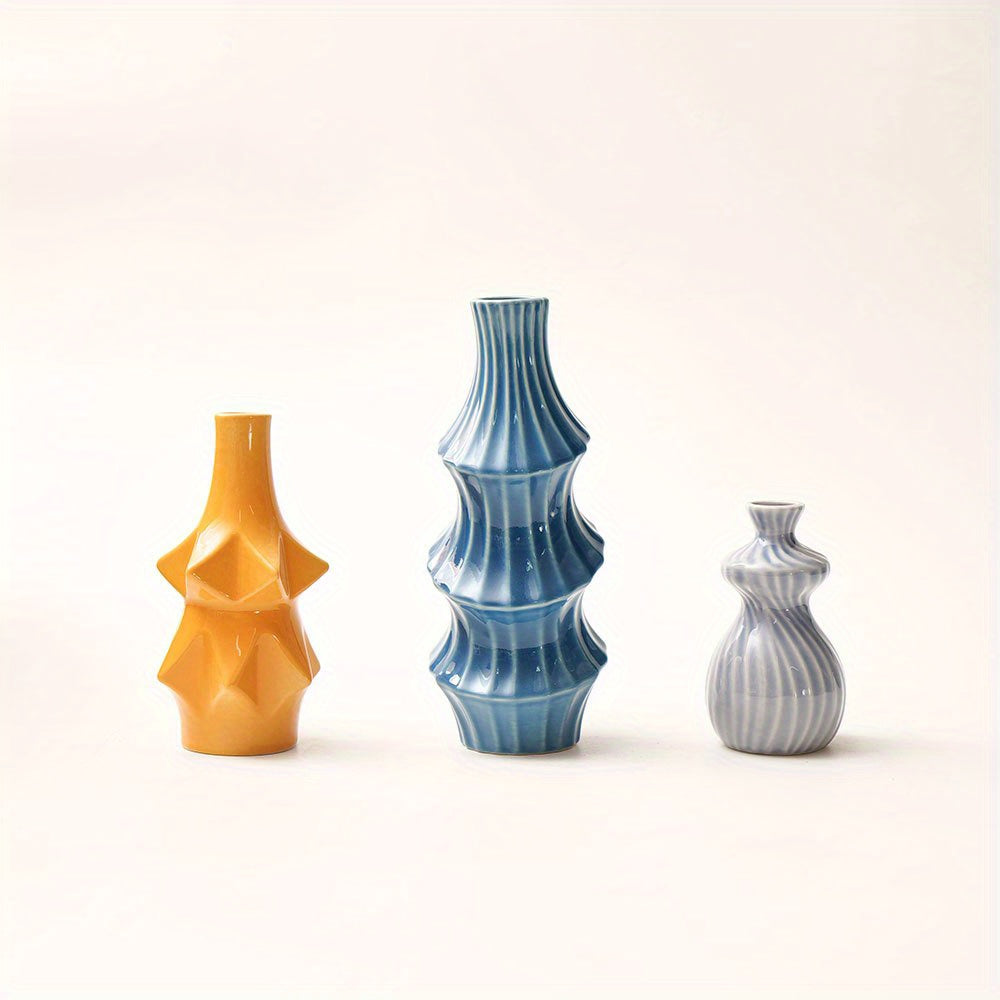 Three Ceramic Vases, Decorative Vases, a Classic Combination of Three Different Styles, Suitable for Parties, Celebrations, Holidays, Weddings, Home, Restaurants, Table Decorations, Aesthetic Rooms, Family, Seasonal Decor, And Various Holiday Gifts