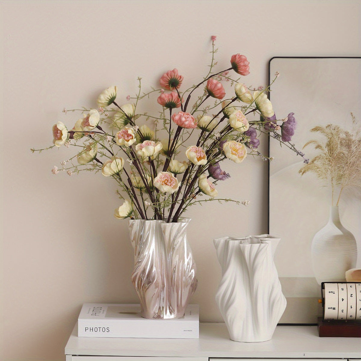 1pc Ceramic Vase - Modern Aesthetic Vase with Texture, Perfect for Home Decor, Home Decoration Vase | Textured Ceramic Vase | Decorative Vase Set, Ceramic Vase Decor