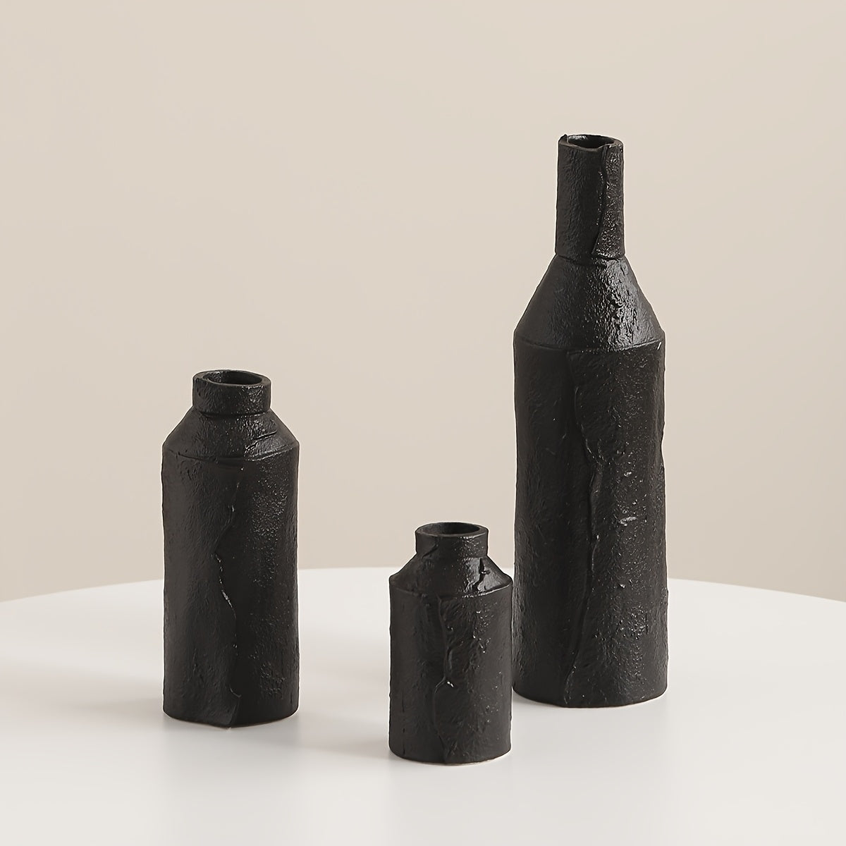 3 Creative Vases, Ceramic Ornaments, Living Room Flower Arrangements, Black and White Gray Vases with Pulp Texture, Japanese-style Vases